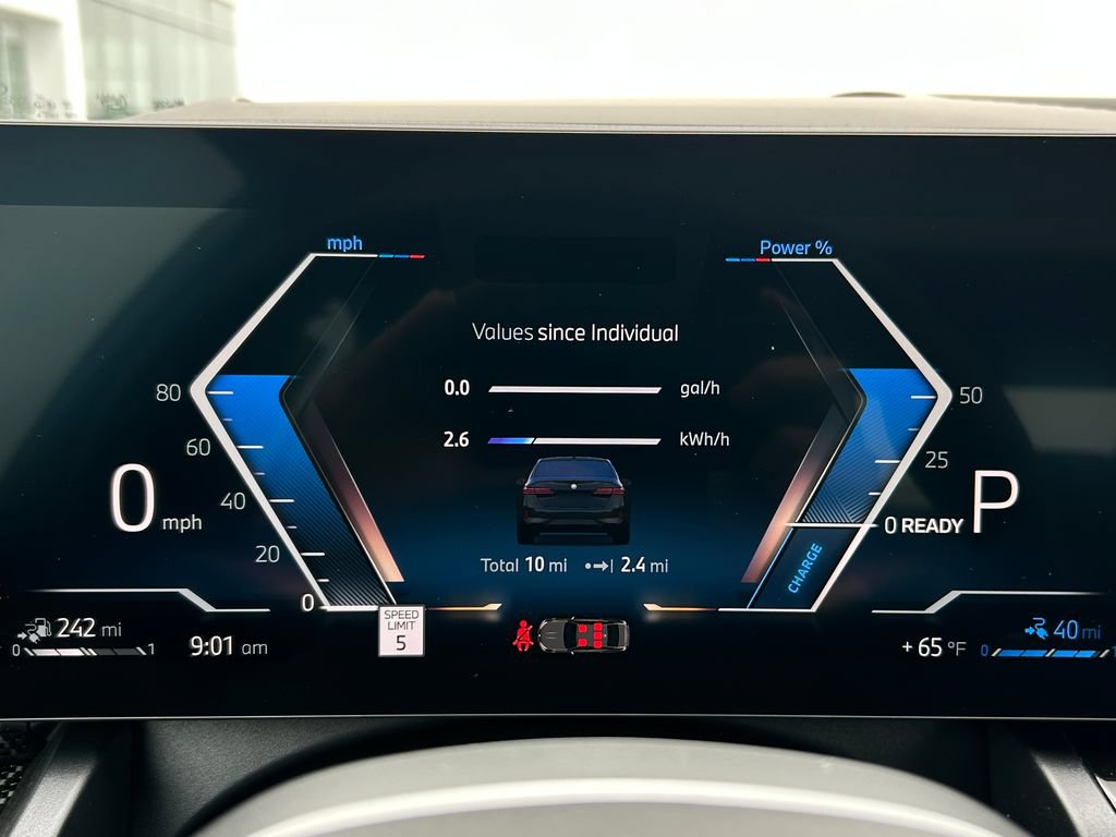 New 2027 BMW 550e xDrive AWD/4WD image 21