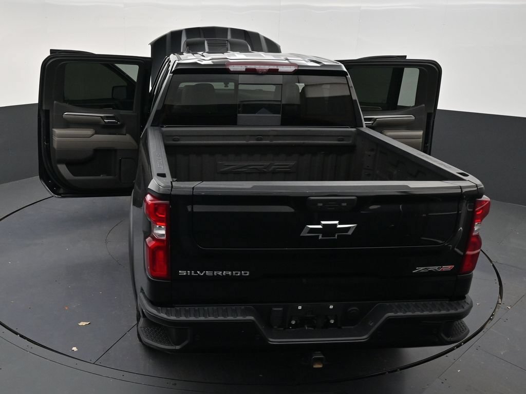 Used 2024 Chevrolet Silverado 1500 ZR2 w/ Technology Package AWD/4WD image 32