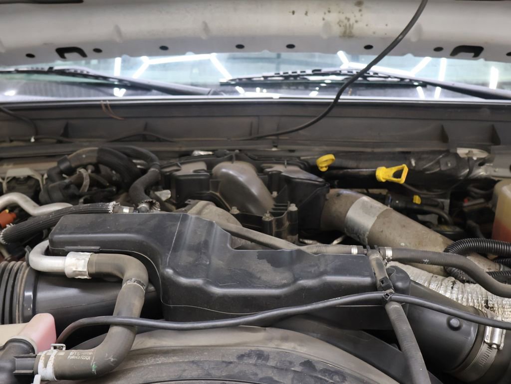 Used 2015 Ford F550 2WD Regular Cab Super Duty image 17