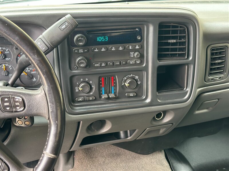 Used 2007 Chevrolet Silverado 3500 LT w/ Heavy-Duty Power Package AWD/4WD image 37