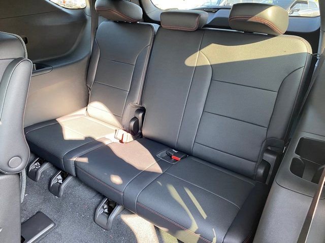 New 2026 Chevrolet Traverse Z71 w/ Driver Confidence Package image 20