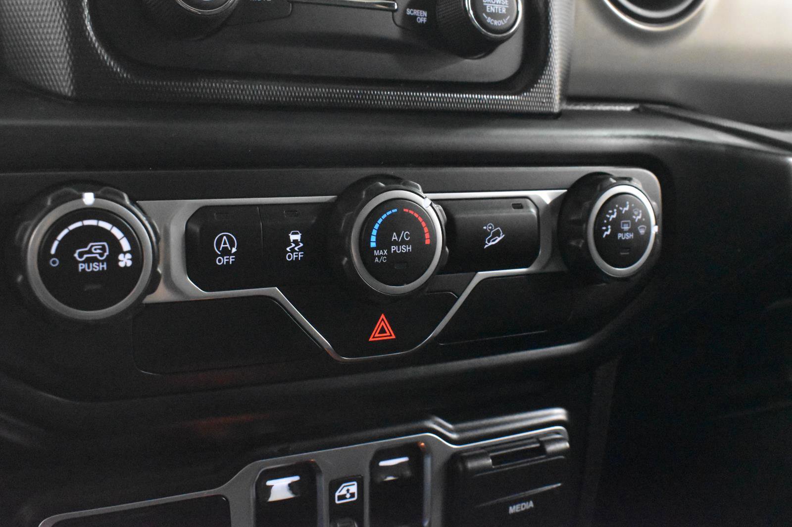 Used 2020 Jeep Wrangler Unlimited Sport S image 15