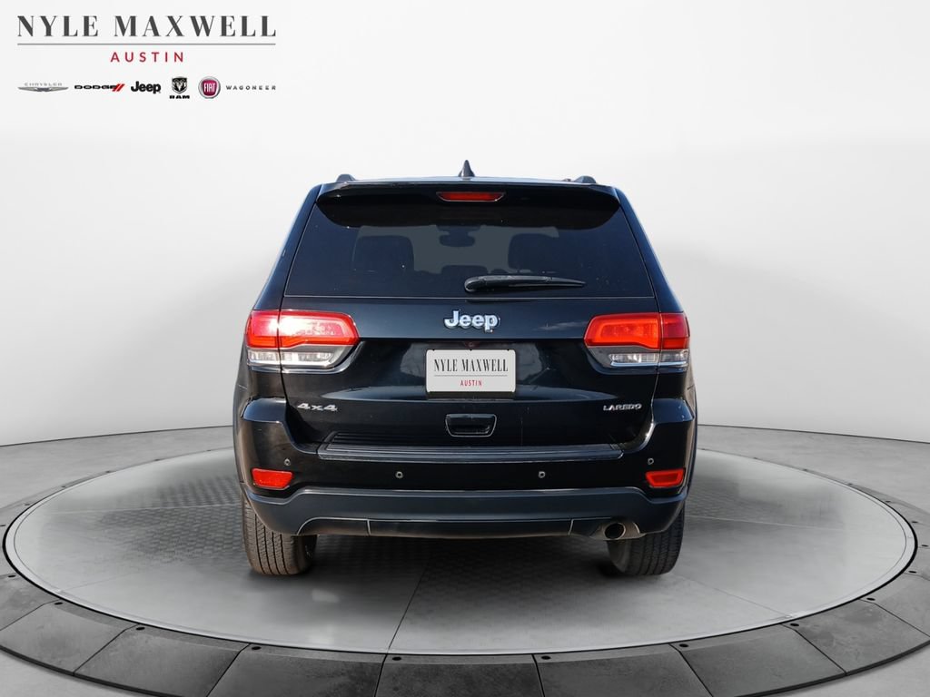 Used 2017 Jeep Grand Cherokee Laredo w/ Quick Order Package 23E AWD/4WD image 15