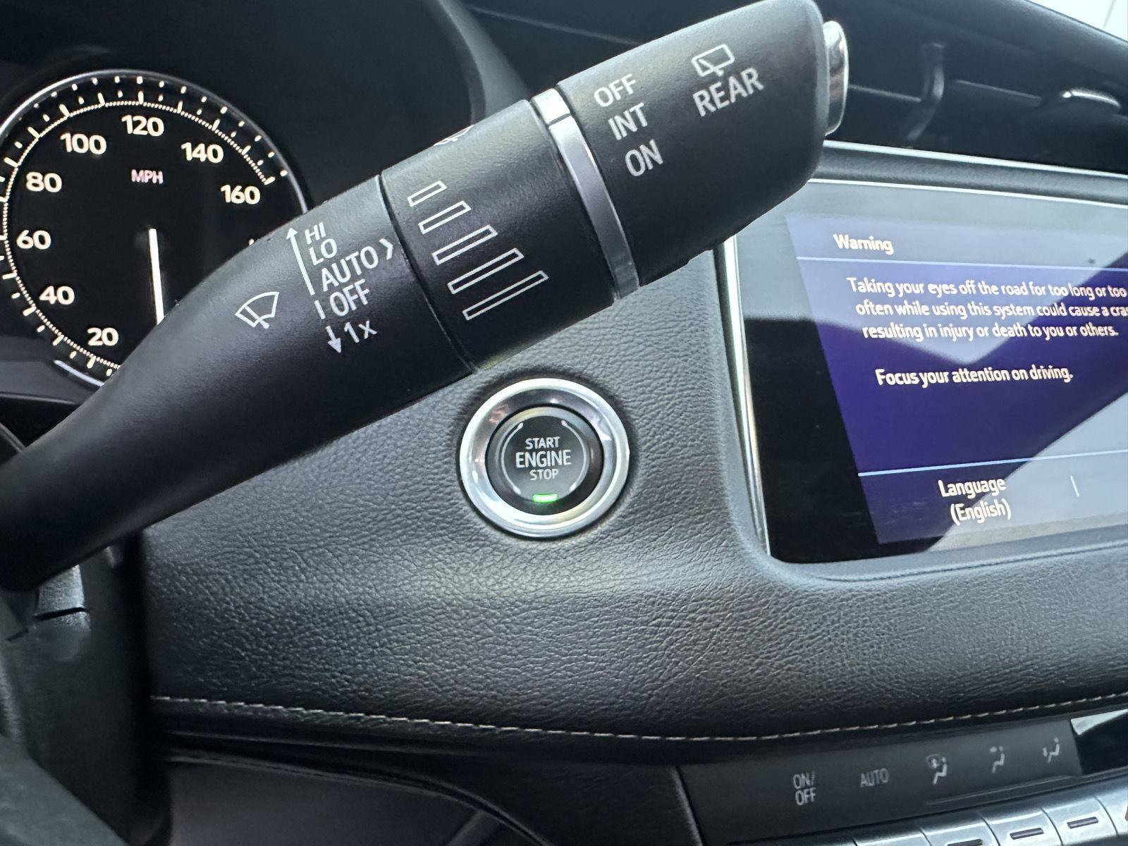 Used 2020 Cadillac XT4 Premium Luxury image 30