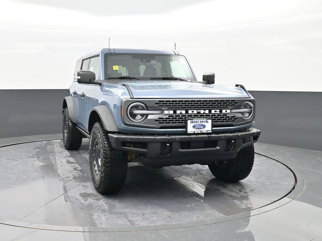 New 2025 Ford Bronco Badlands image 2