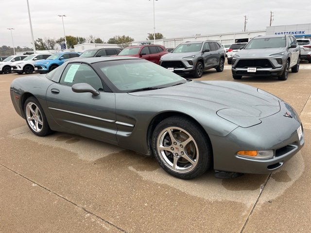Used 2004 Chevrolet Corvette Coupe w/ Roof Package
