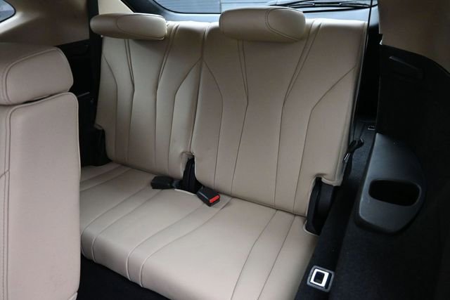 Used 2022 Acura MDX FWD image 18