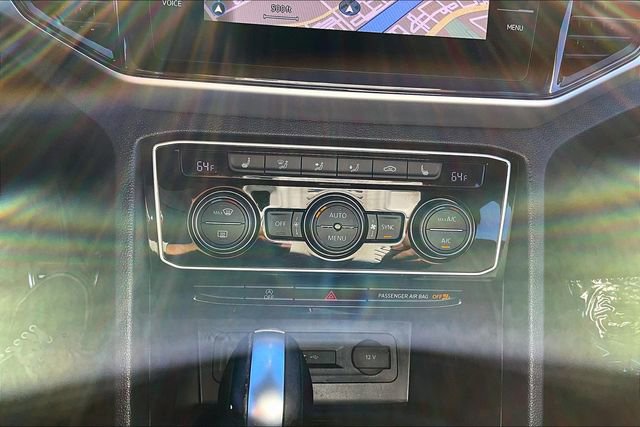 Used 2022 Volkswagen Atlas Cross Sport SEL R-Line image 15