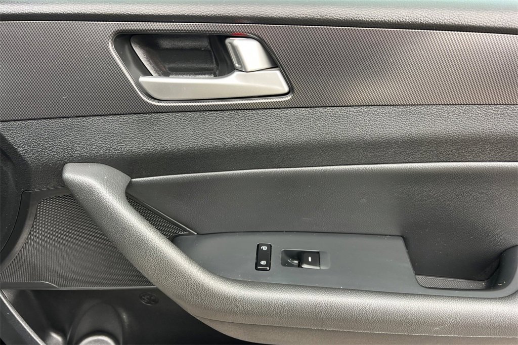 Used 2016 Hyundai Sonata Sport w/ Option Group 1V image 20