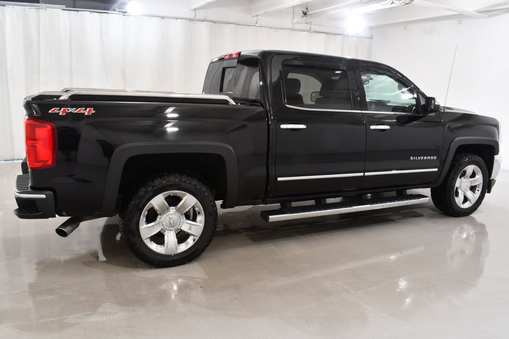 Used 2017 Chevrolet Silverado 1500 LTZ w/ Sport Package AWD/4WD image 11