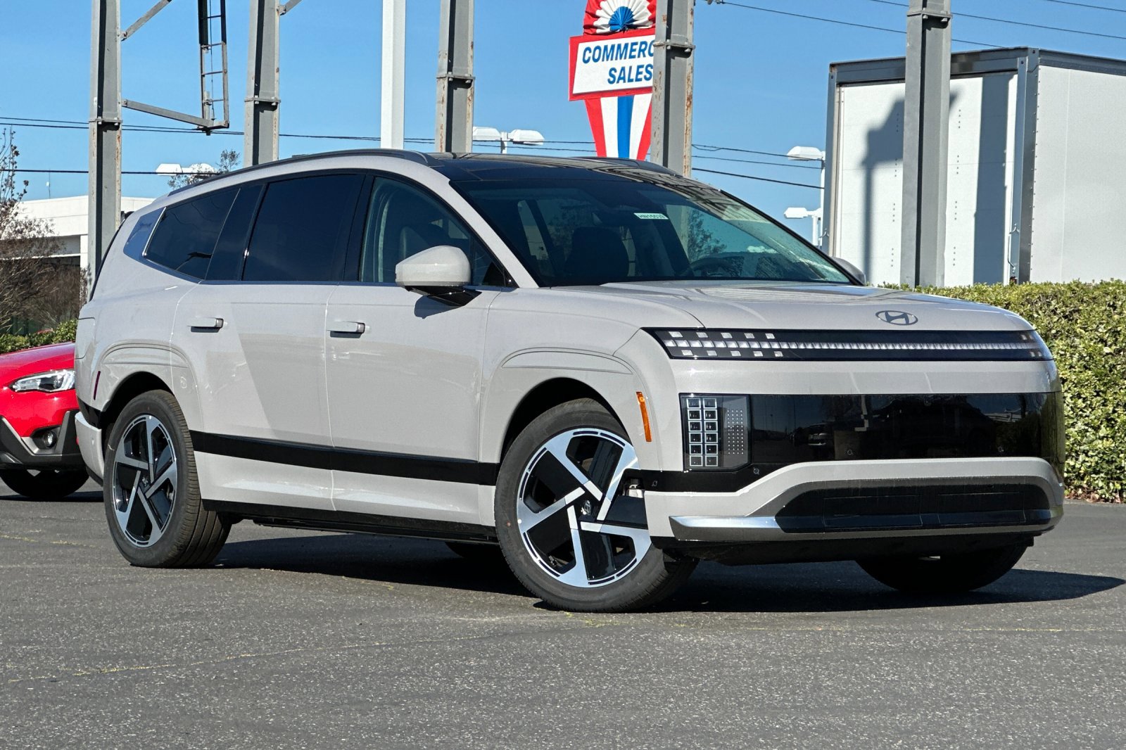 New 2026 Hyundai Ioniq 9 Calligraphy image 2