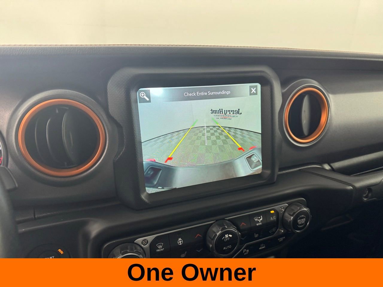 Used 2022 Jeep Gladiator Mojave w/ LED Lighting Group AWD/4WD image 3