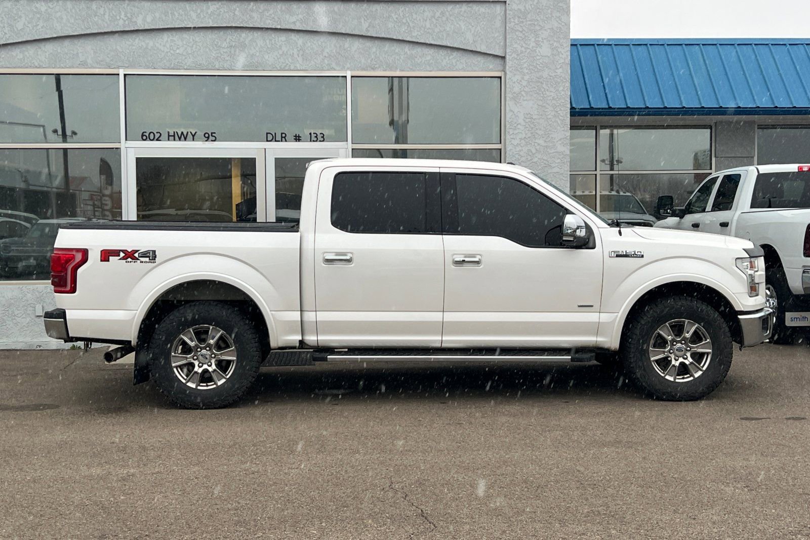 Used 2015 Ford F150 Lariat w/ Equipment Group 502A Luxury image 3
