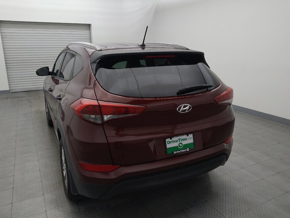 Used 2017 Hyundai Tucson SE AWD/4WD image 6