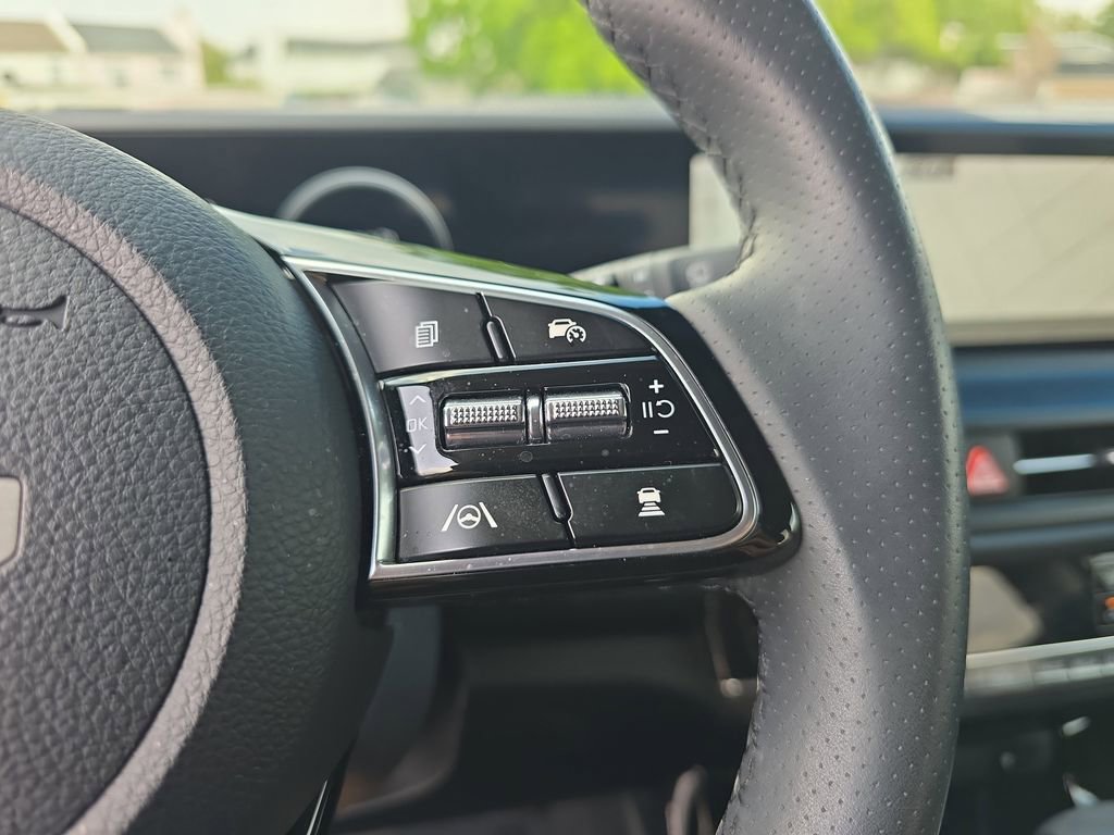 Used 2024 Kia Seltos SX image 22