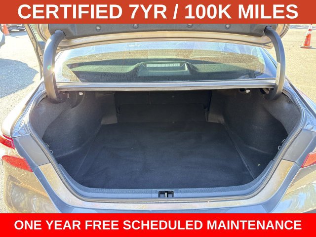 Used 2021 Toyota Camry SE FWD image 12