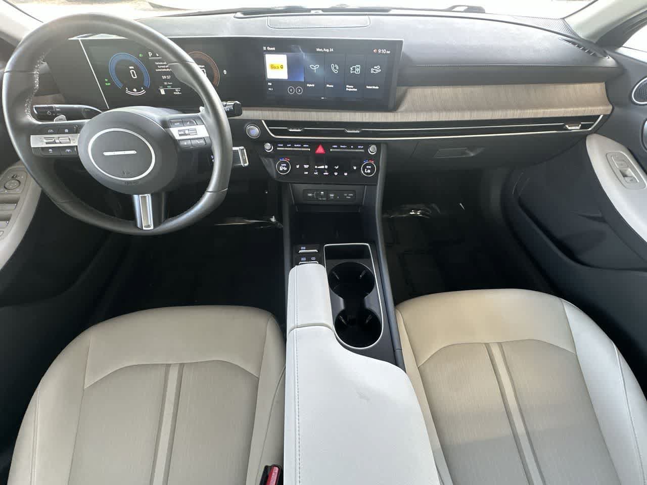 Used 2025 Hyundai Sonata SEL FWD image 24