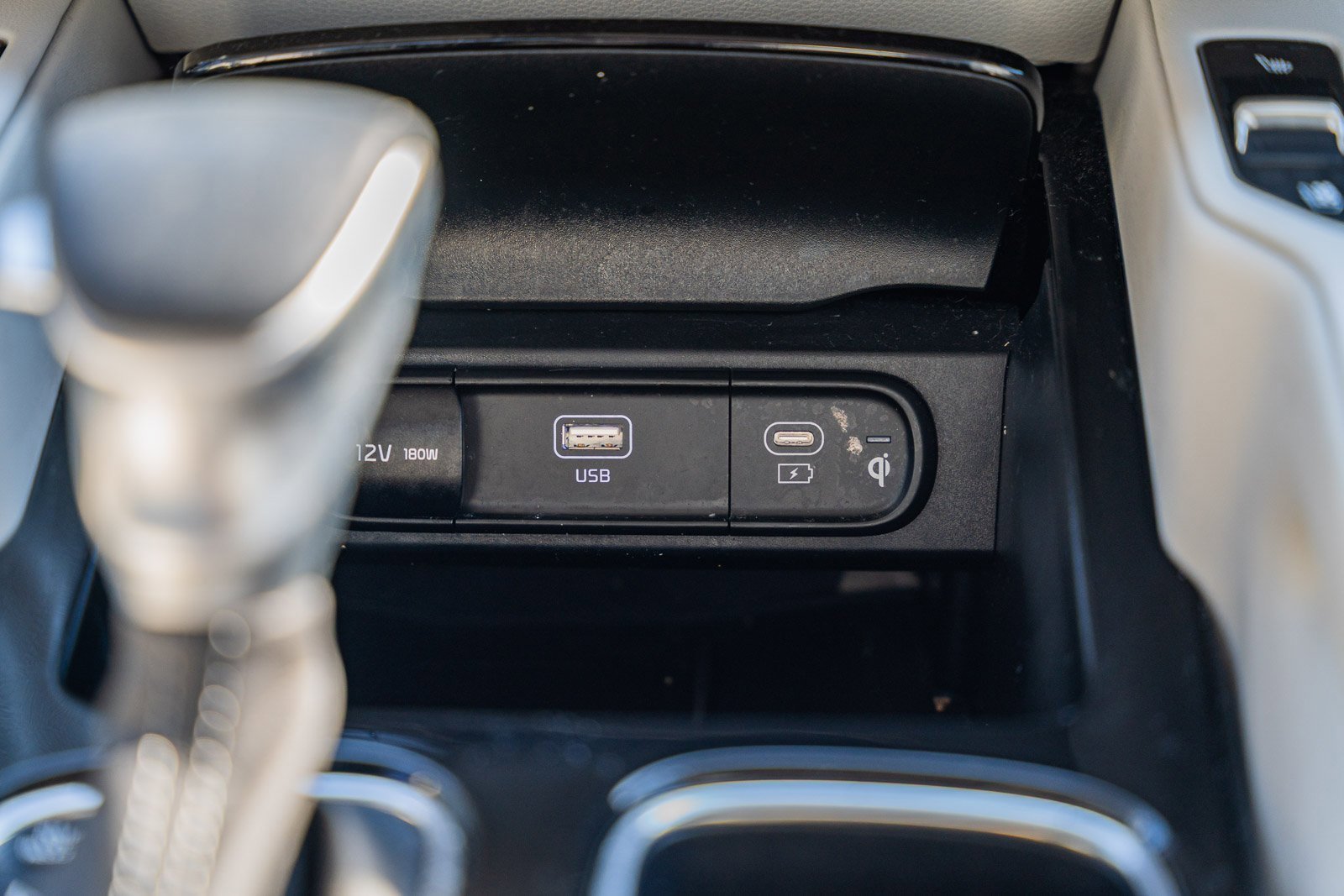 Used 2024 Kia Telluride SX w/ Towing Package image 28