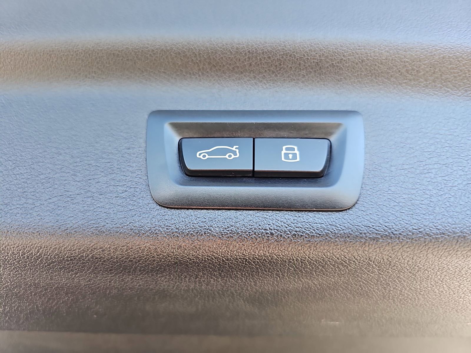 Used 2024 BMW X1 xDrive28i image 13