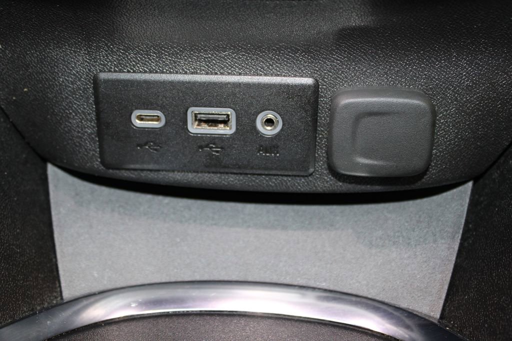 Used 2024 Chevrolet Malibu LT image 42