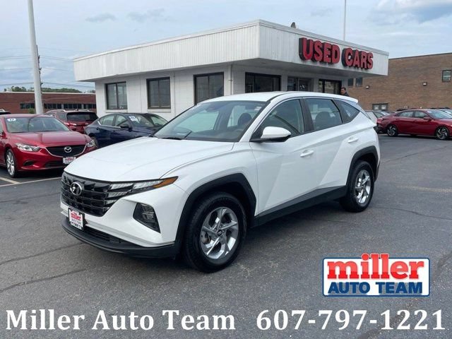 Used 2024 Hyundai Tucson SE AWD/4WD image 1