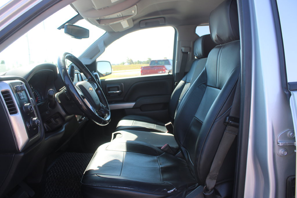 Used 2018 Chevrolet Silverado 1500 LT w/ All Star Edition AWD/4WD image 24