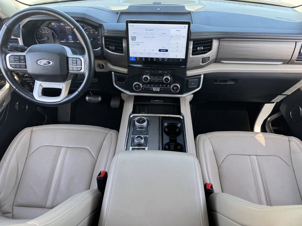 Used 2024 Ford Expedition Limited image 11