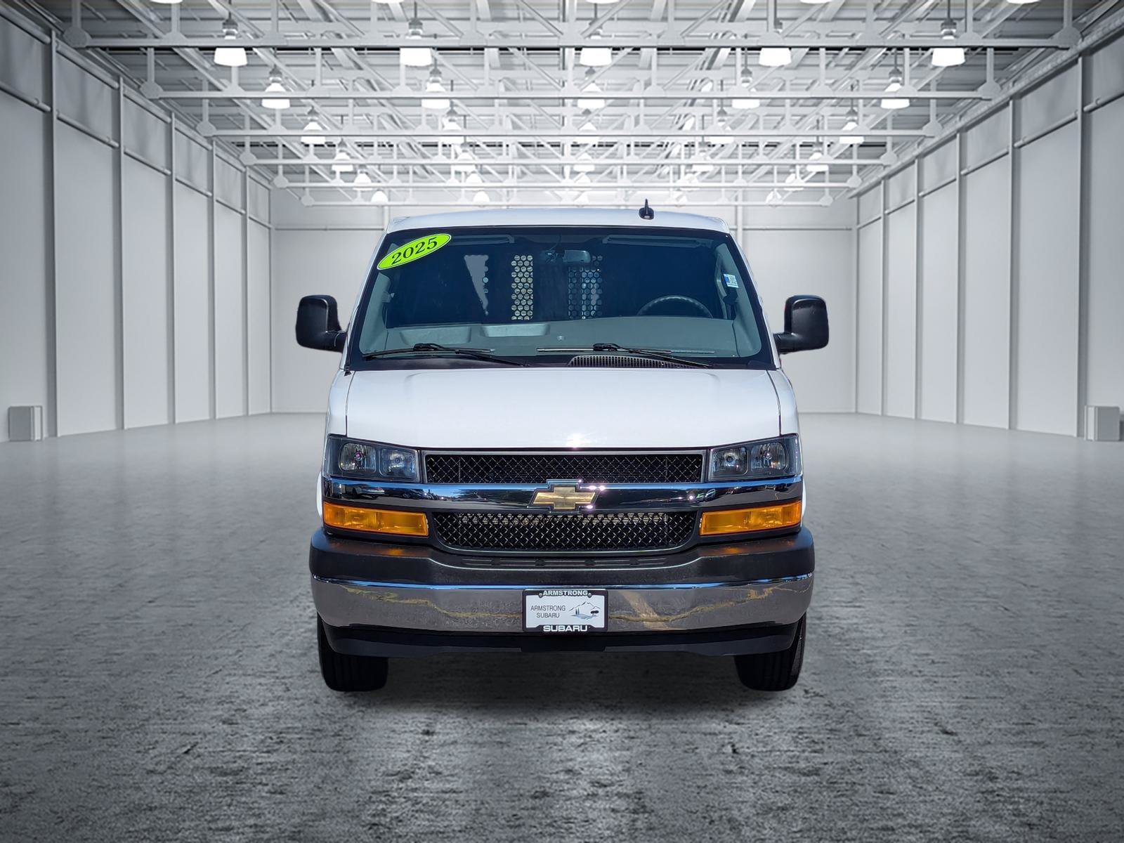 Used 2025 Chevrolet Express 2500 w/ Driver Convenience Package RWD image 8