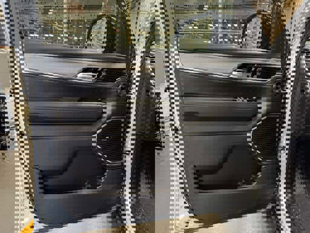 New 2026 Jeep Grand Wagoneer L Limited image 19