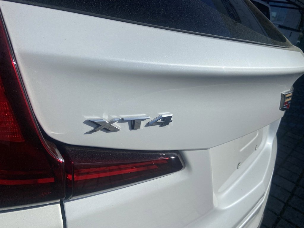 Certified 2025 Cadillac XT4 Premium Luxury image 7