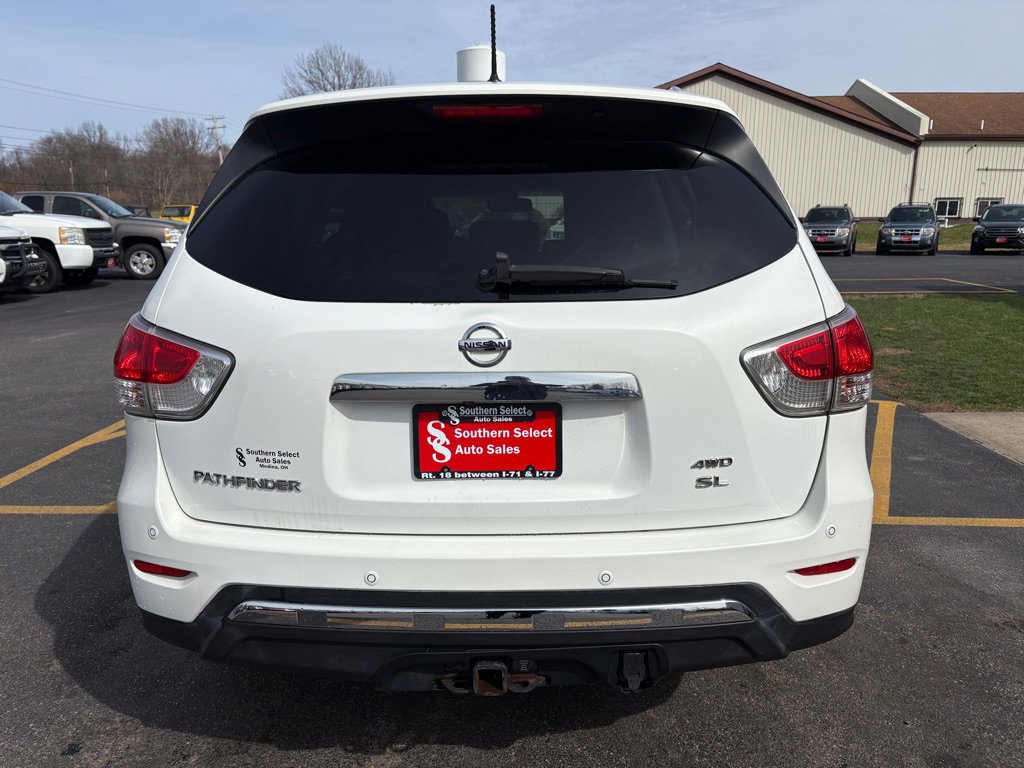 Used 2013 Nissan Pathfinder SL w/ Trailer Tow Pkg AWD/4WD image 7