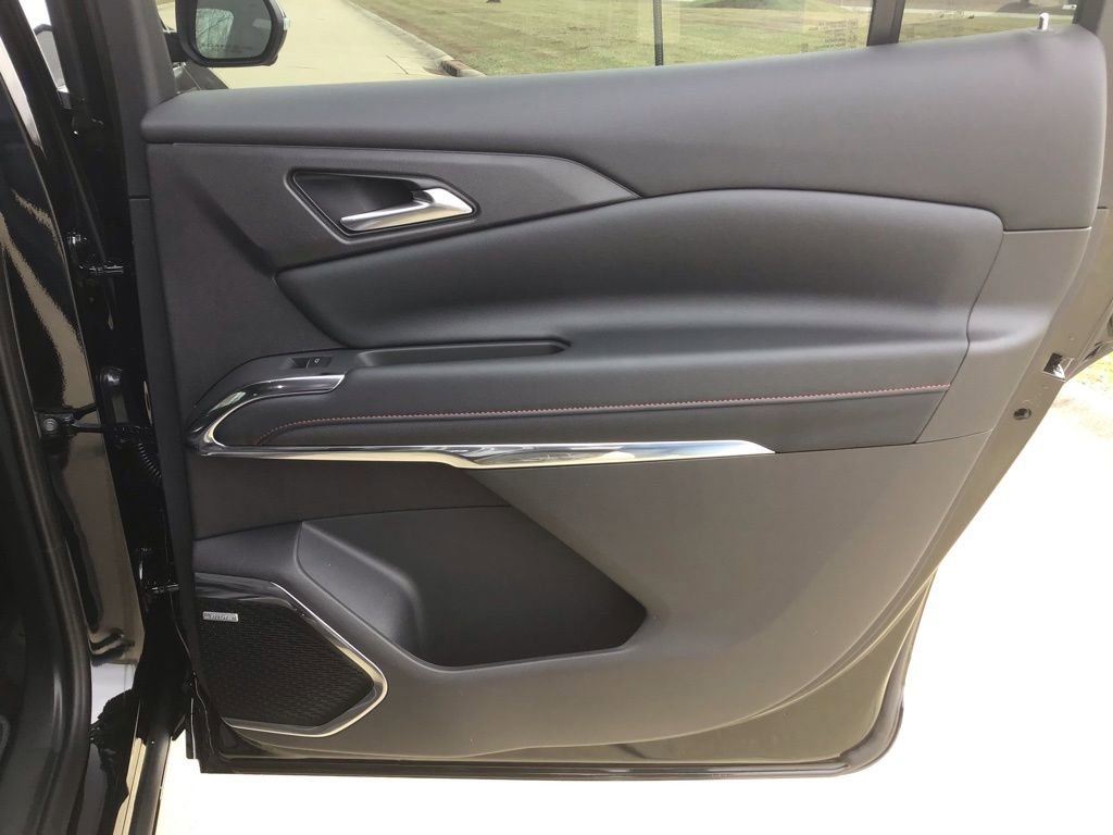 New 2026 Chevrolet Traverse RS image 18
