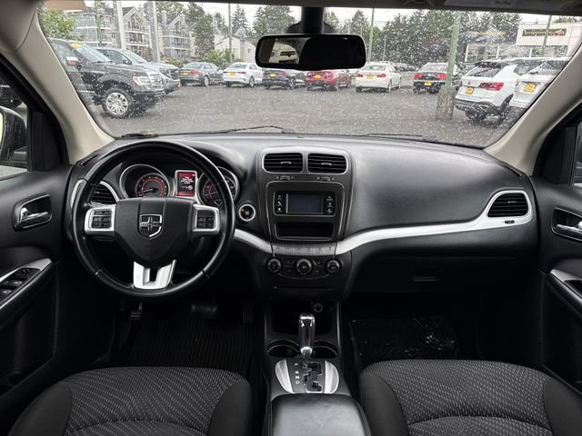 Used 2020 Dodge Journey SE w/ SE Popular Equipment Group FWD image 11