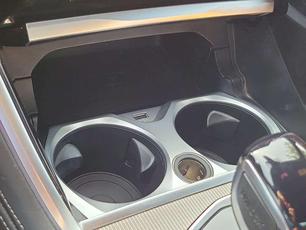 Used 2025 BMW 840i Convertible RWD image 25
