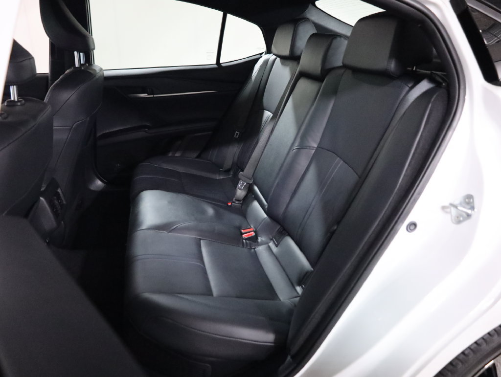 Used 2025 Toyota Camry XSE FWD image 46