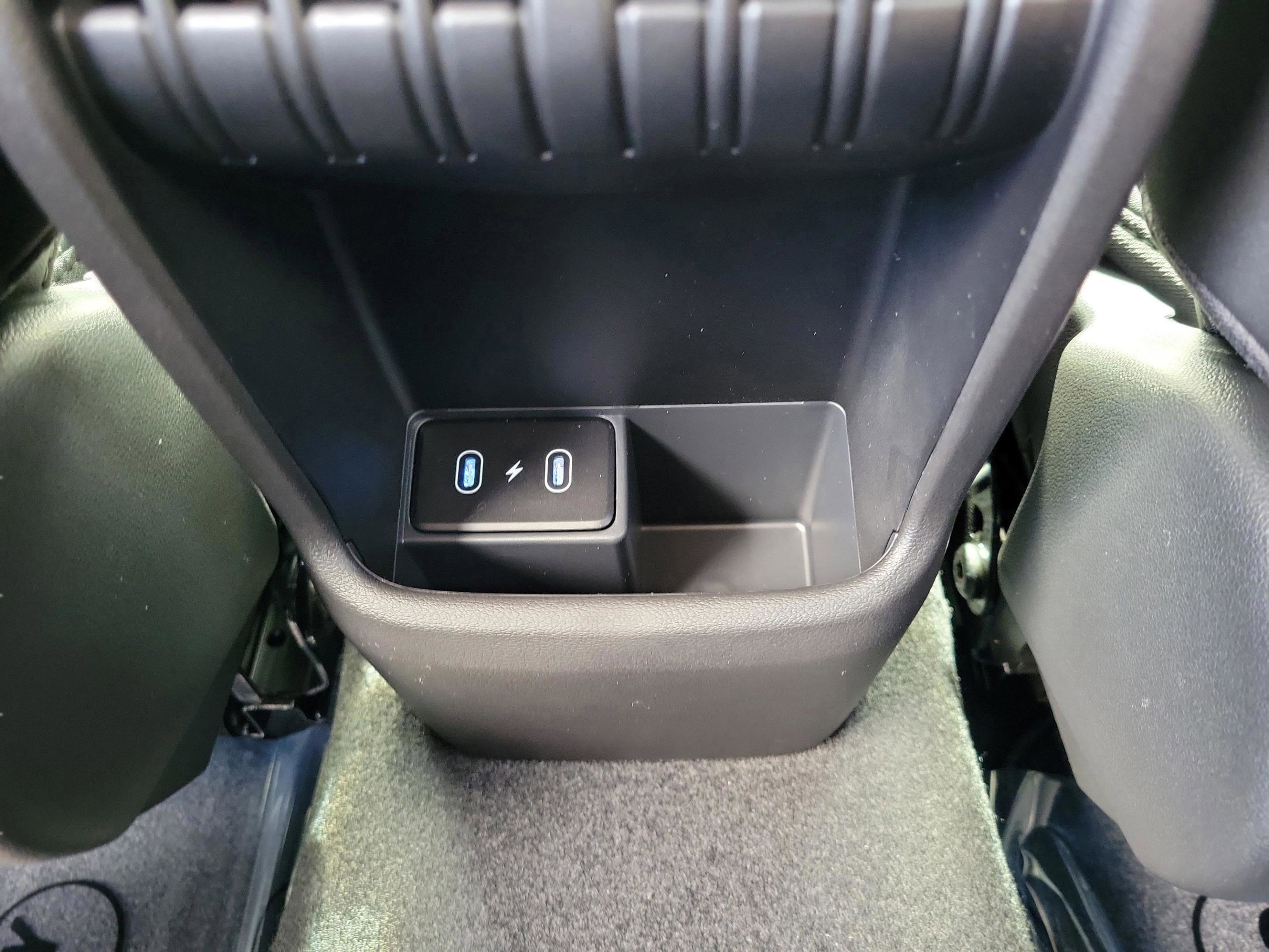 New 2026 Hyundai Kona SEL Premium image 27