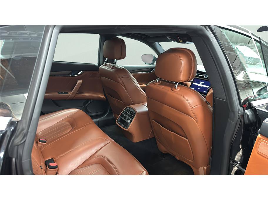 Used 2021 Maserati Quattroporte S RWD image 24