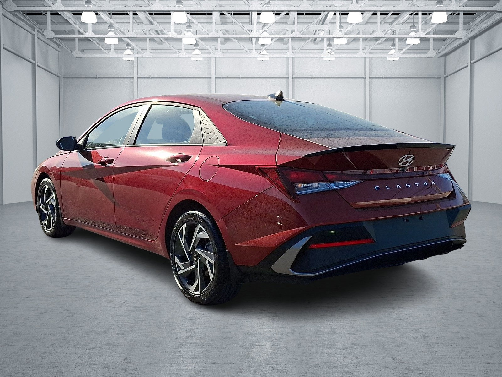 Certified 2025 Hyundai Elantra Sport FWD image 4