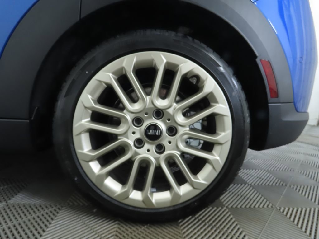 Used 2026 MINI Cooper 4-Door Hardtop image 33