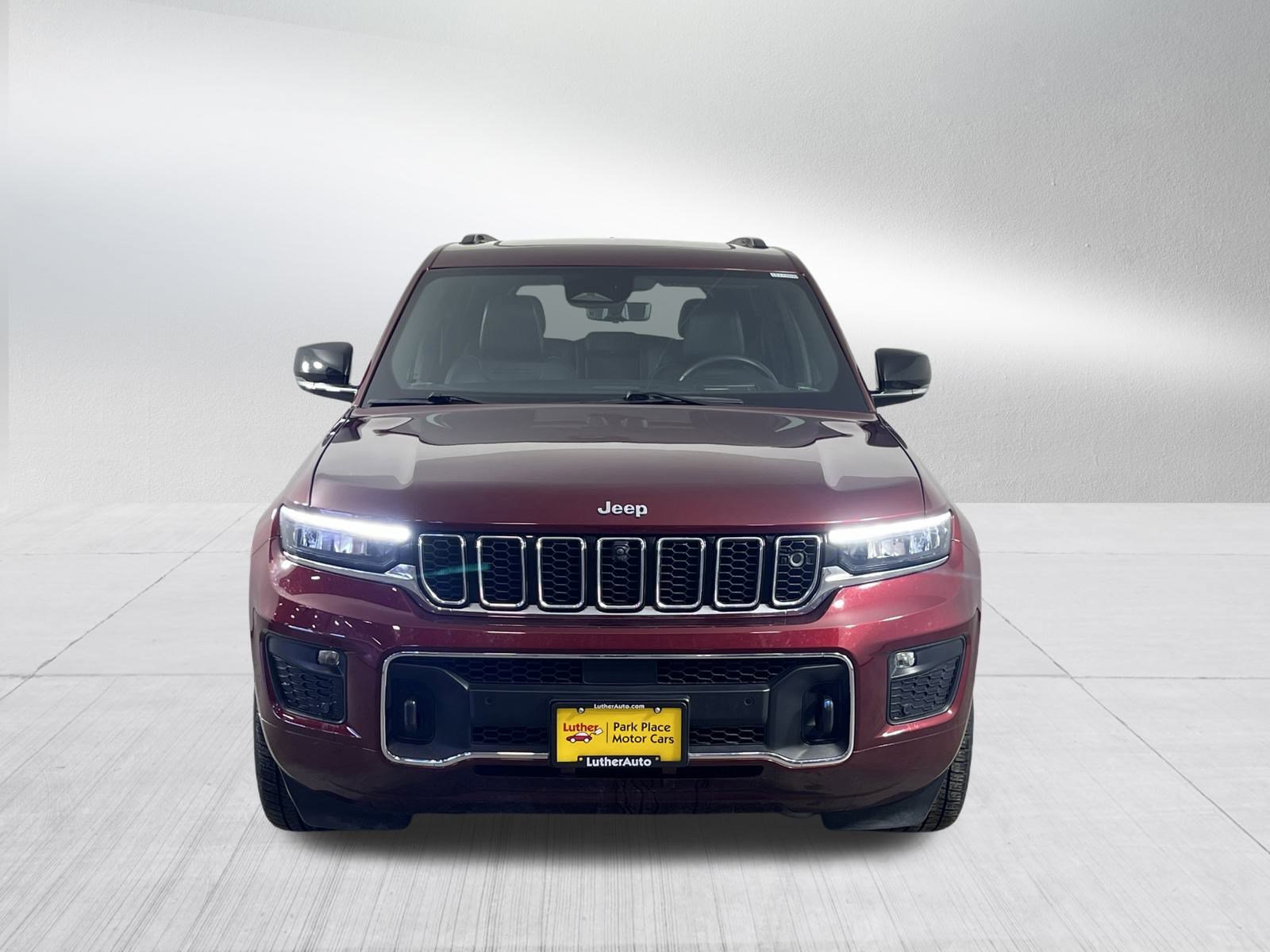 Used 2023 Jeep Grand Cherokee Overland w/ Advanced Protech Group III video 2