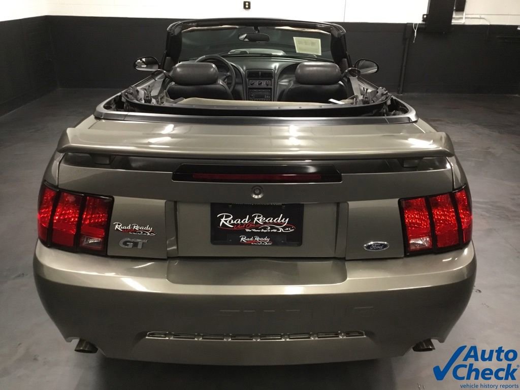 Used 2001 Ford Mustang GT image 9