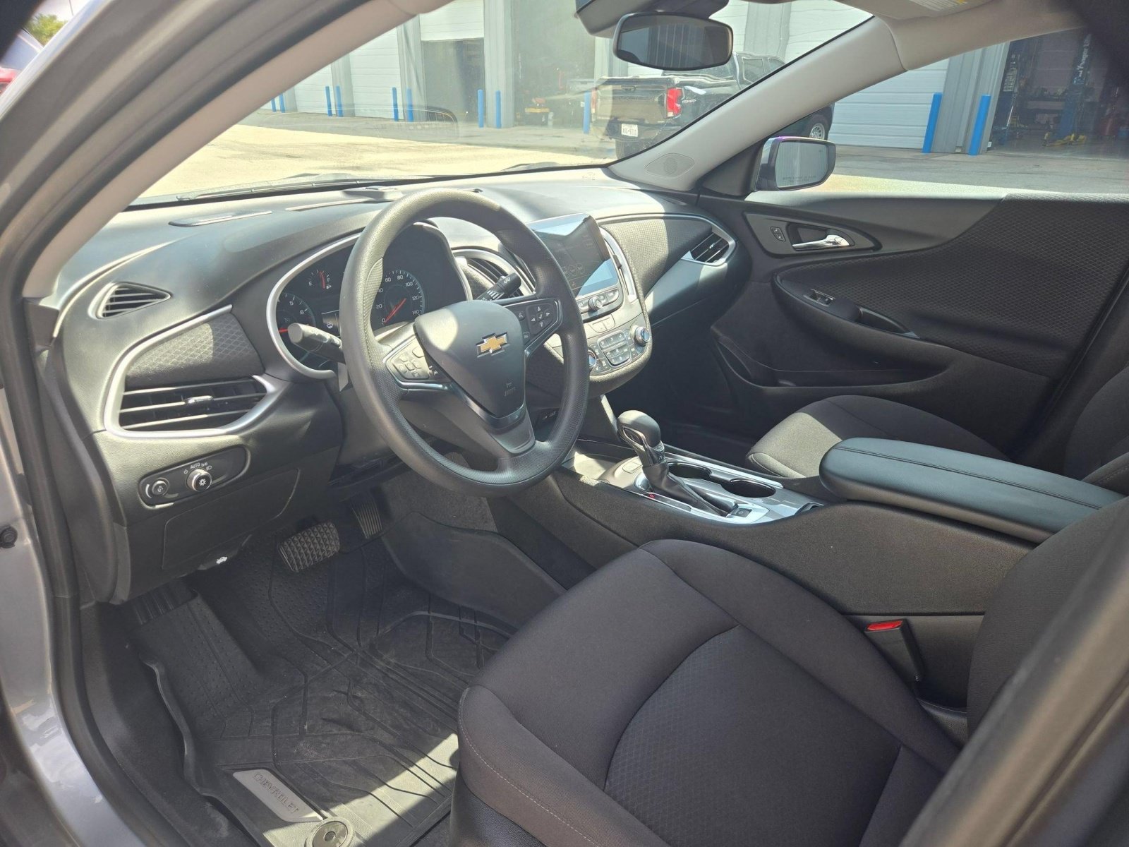 Used 2024 Chevrolet Malibu LT FWD image 10