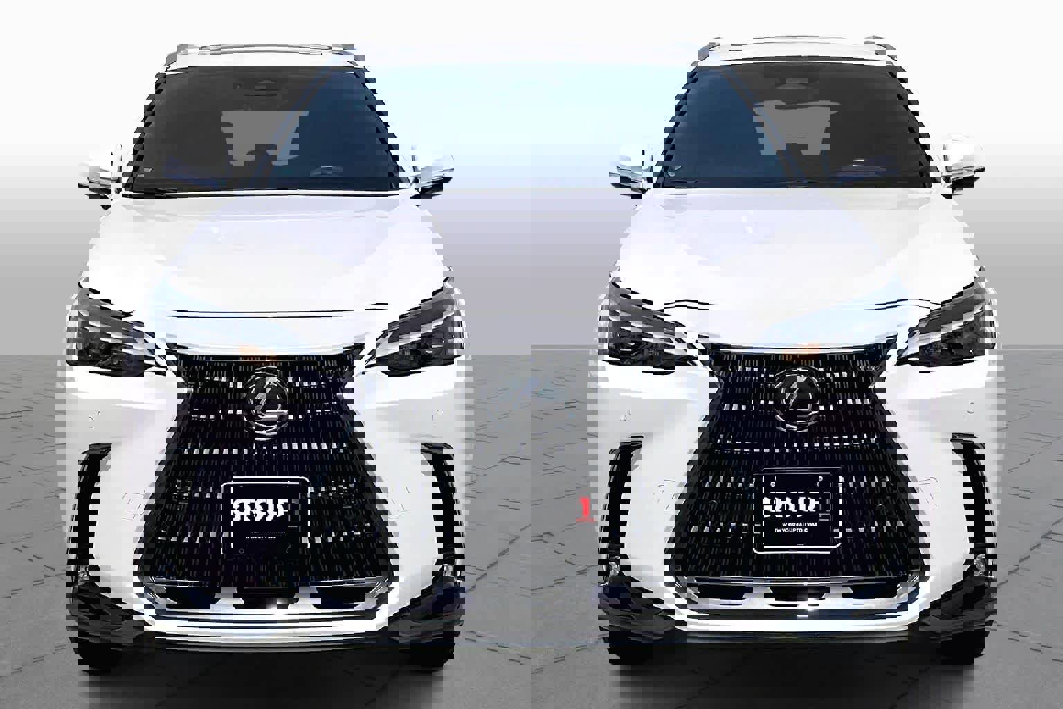 Used 2025 Lexus NX 250 FWD w/ Towing Package (2000 Lbs) image 4