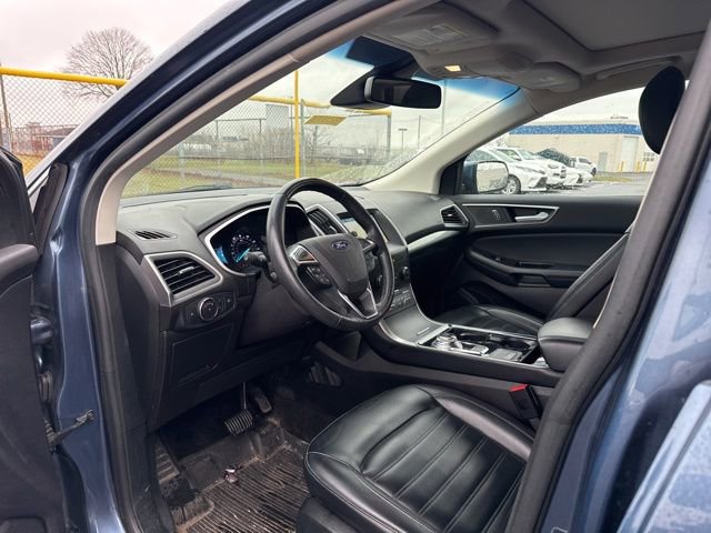 Certified 2019 Ford Edge SEL w/ Equipment Group 201A image 10