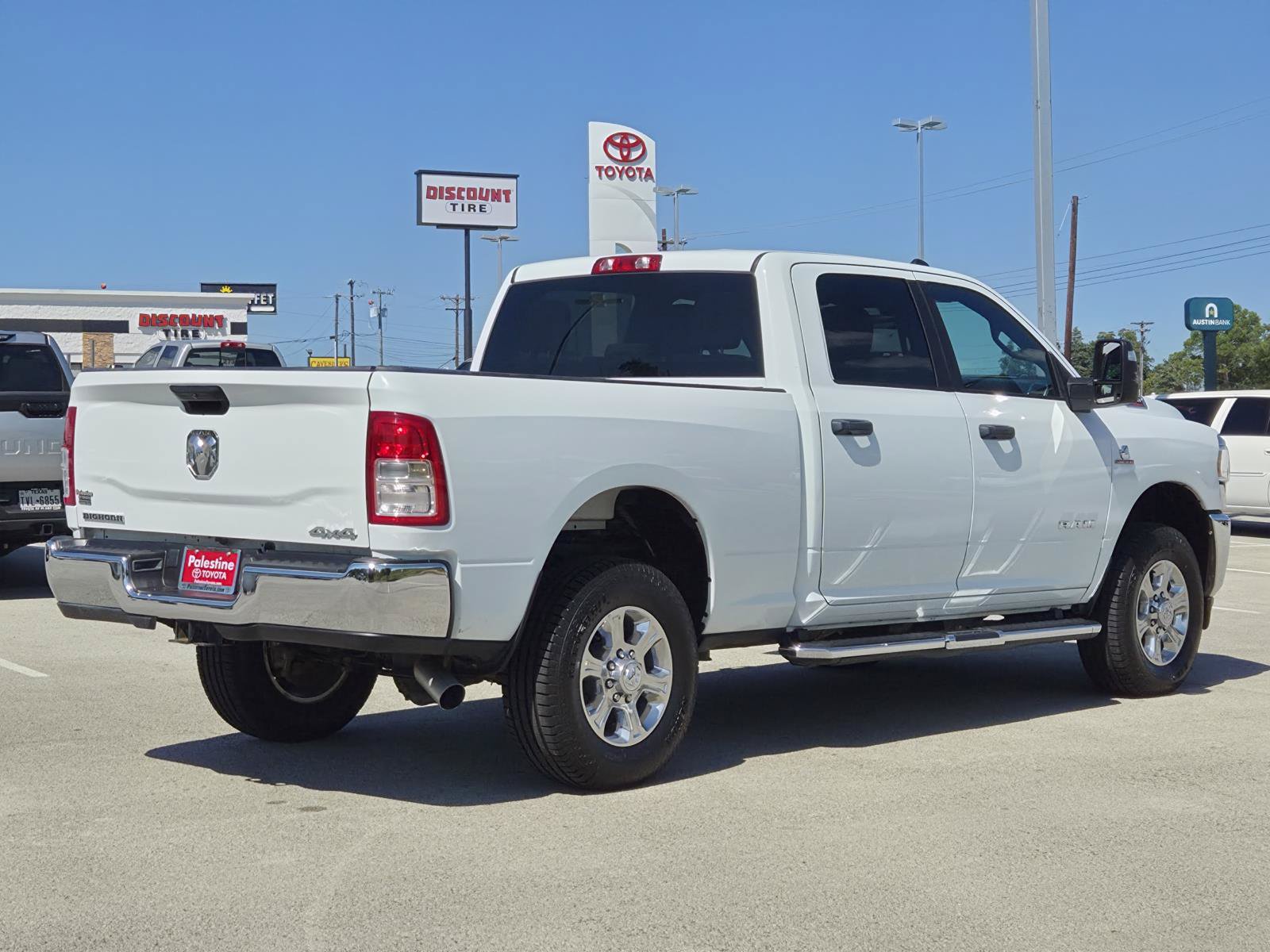Used 2024 RAM 2500 Big Horn AWD/4WD image 4