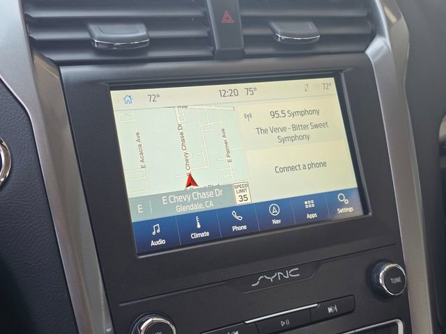 Used 2020 Ford Fusion SE FWD image 18