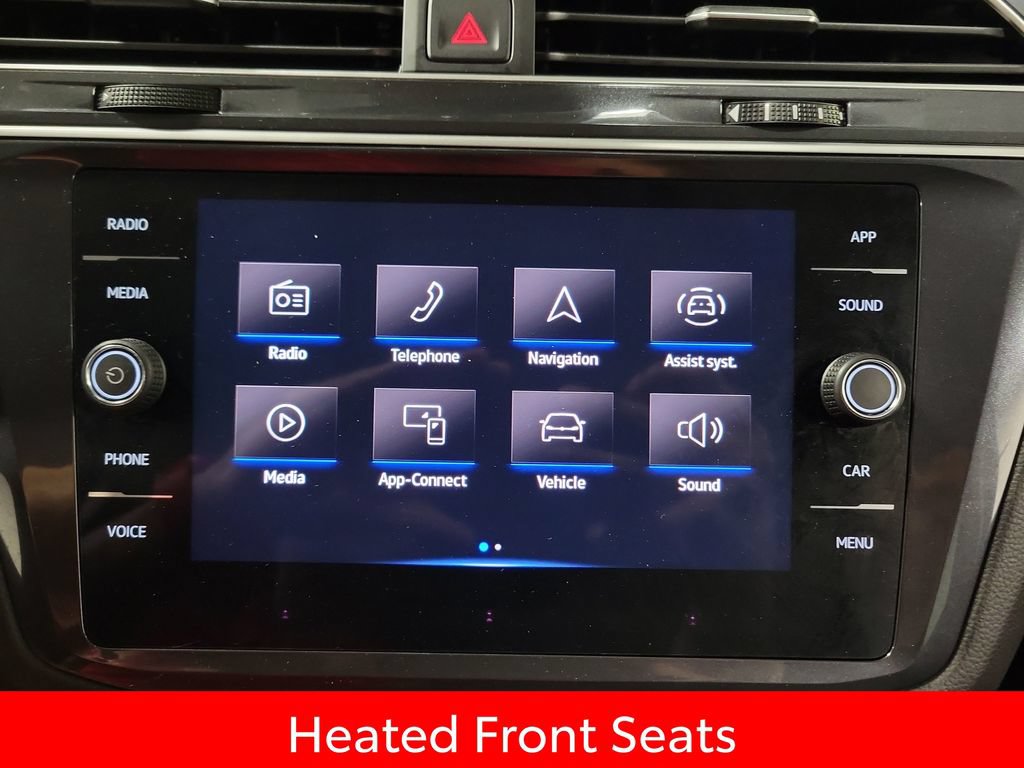 Used 2024 Volkswagen Tiguan SE AWD/4WD image 21