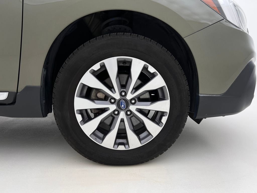 Used 2018 Subaru Outback 3.6R Touring image 33