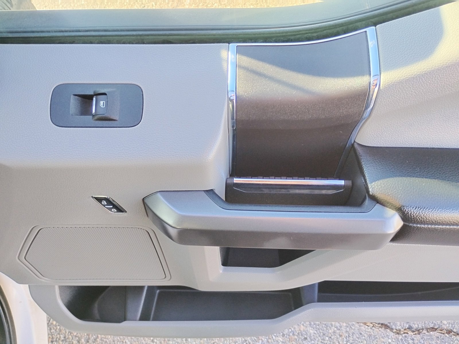 Used 2019 Ford F150 XLT image 31