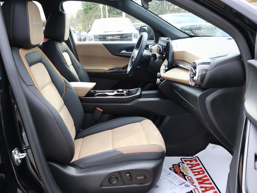 Certified 2026 Chevrolet Equinox ACTIV w/ Convenience Package III image 32